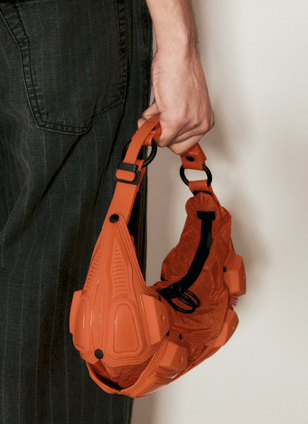 Innerraum Men Small Object M02 Half Moon Shoulder Bag