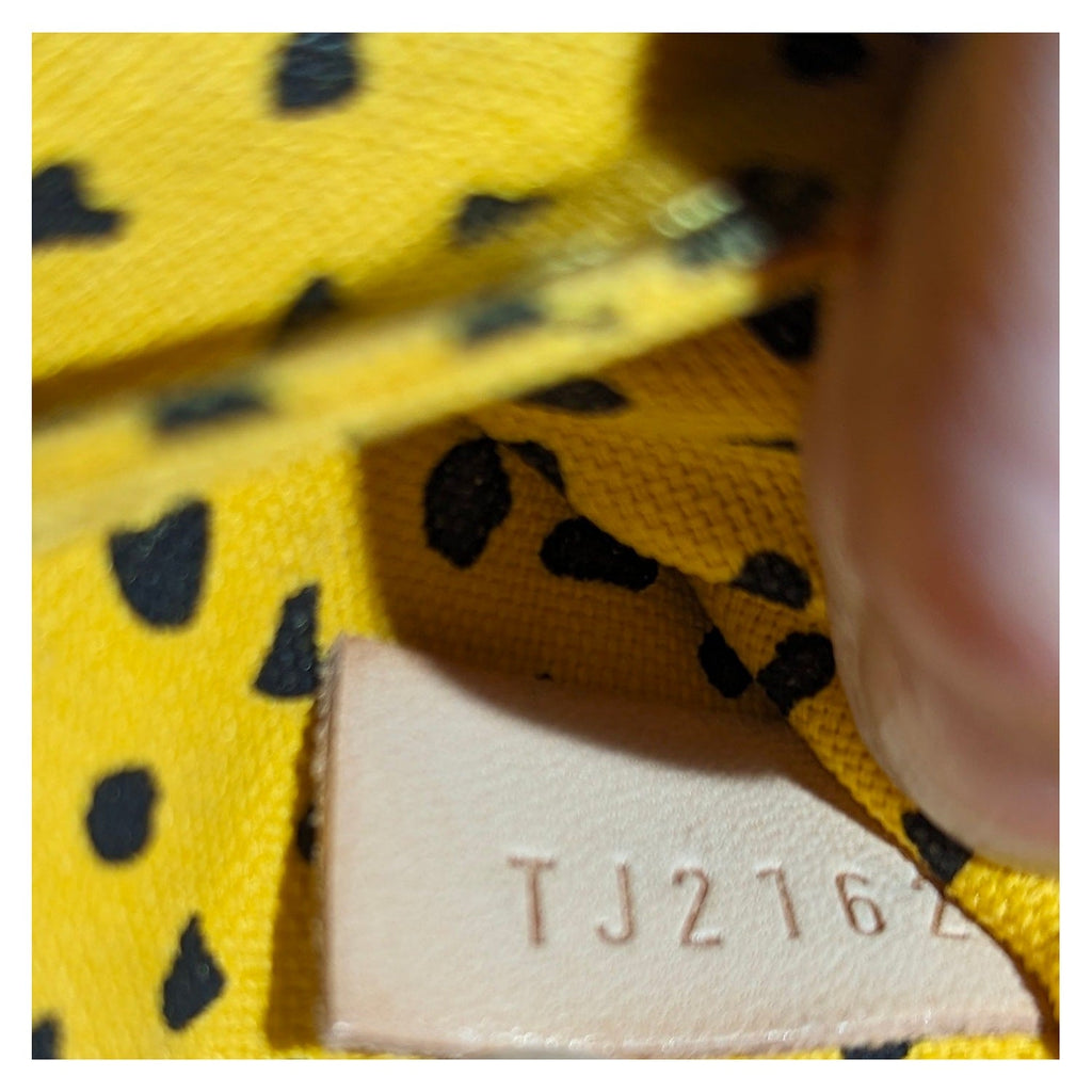Louis Vuitton Yayoi Kusama Limited Edition Wave Neverfull  MM Tote