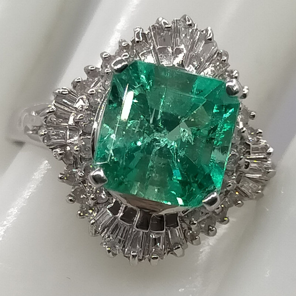 Jewelry Ring Emerald 1ct Platinum Swanky