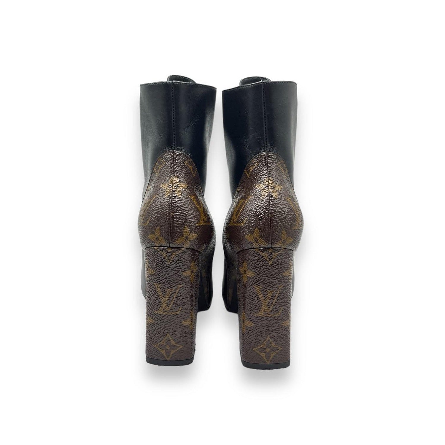Louis Vuitton Matchmake Ankle Boots in Black 37