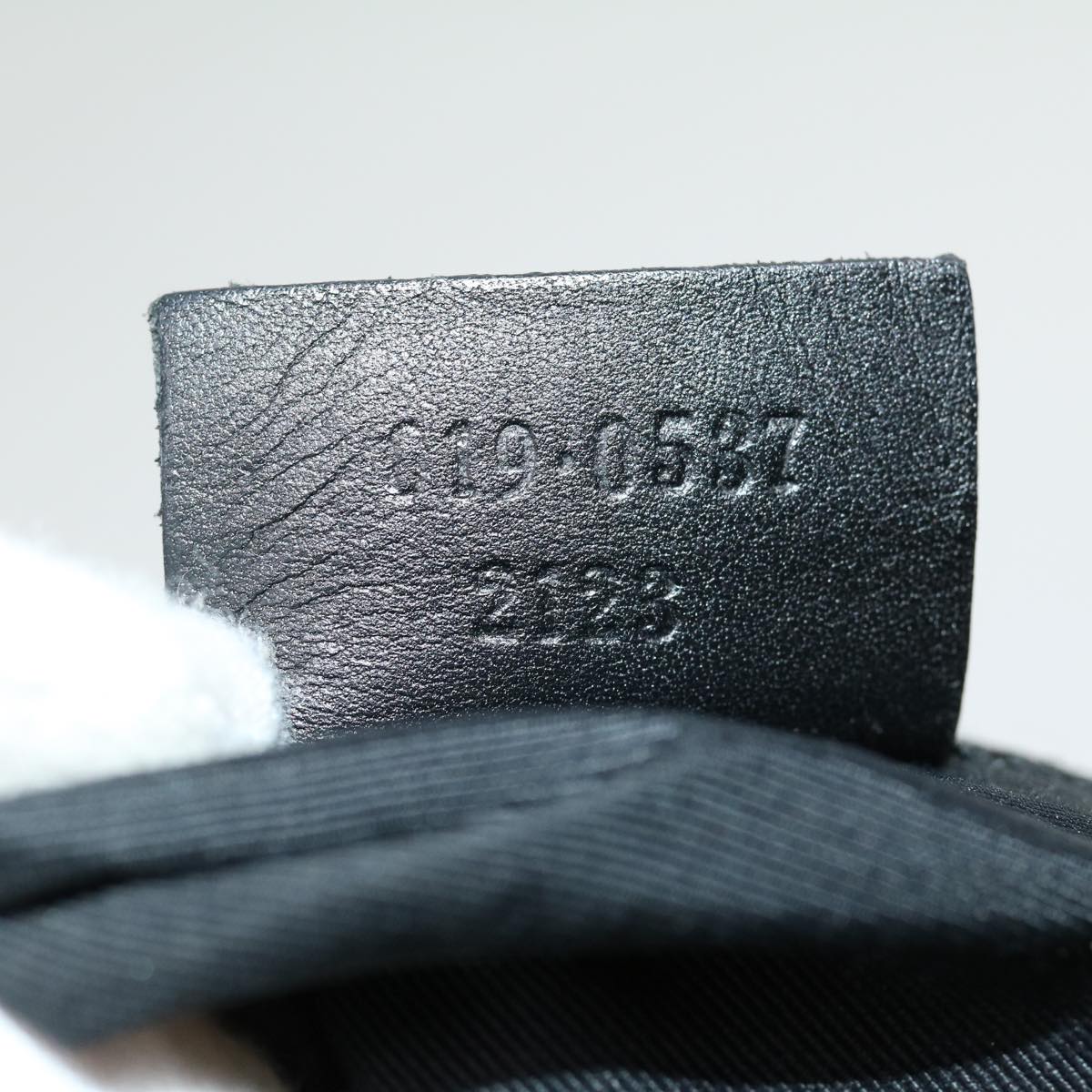 GUCCI GG Canvas Shoulder Bag Black ki2082