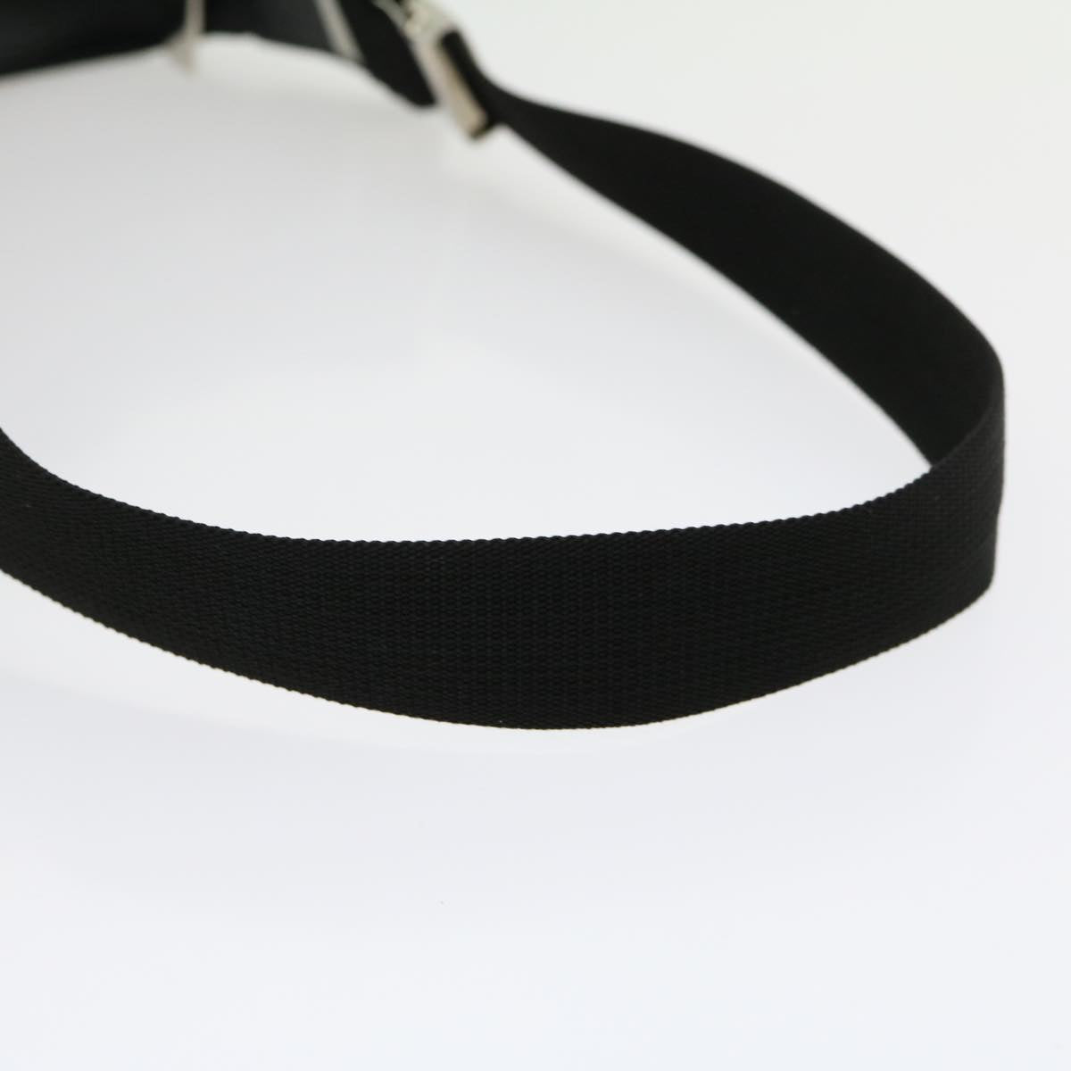 GUCCI GG Canvas Shoulder Bag Black ki2082