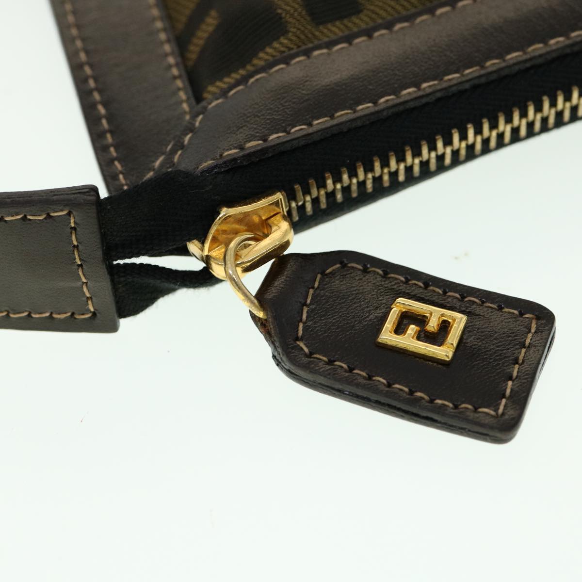 FENDI Zucca Canvas Pouch Brown ki2108