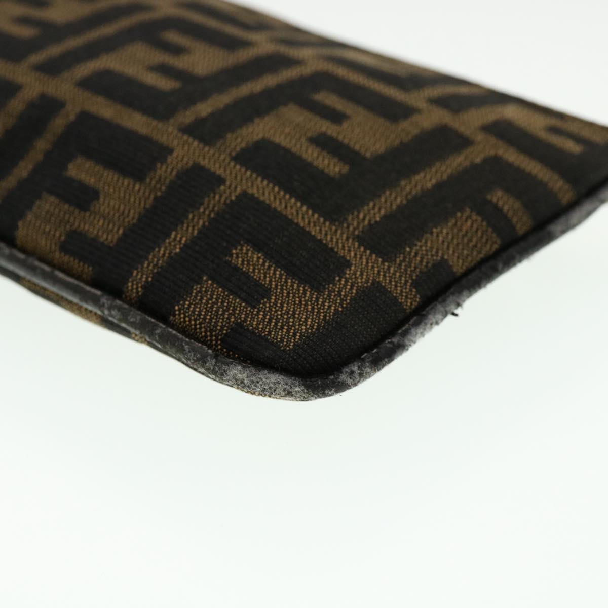 FENDI Zucca Canvas Pouch Brown ki2134