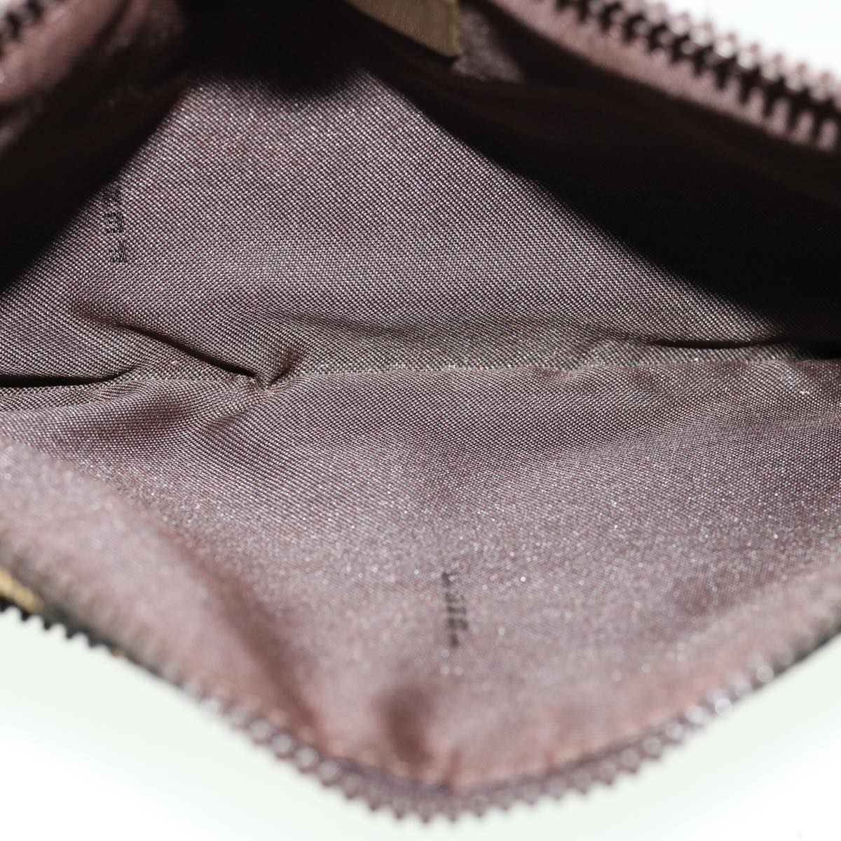 FENDI Zucca Canvas Pouch Brown ki2134