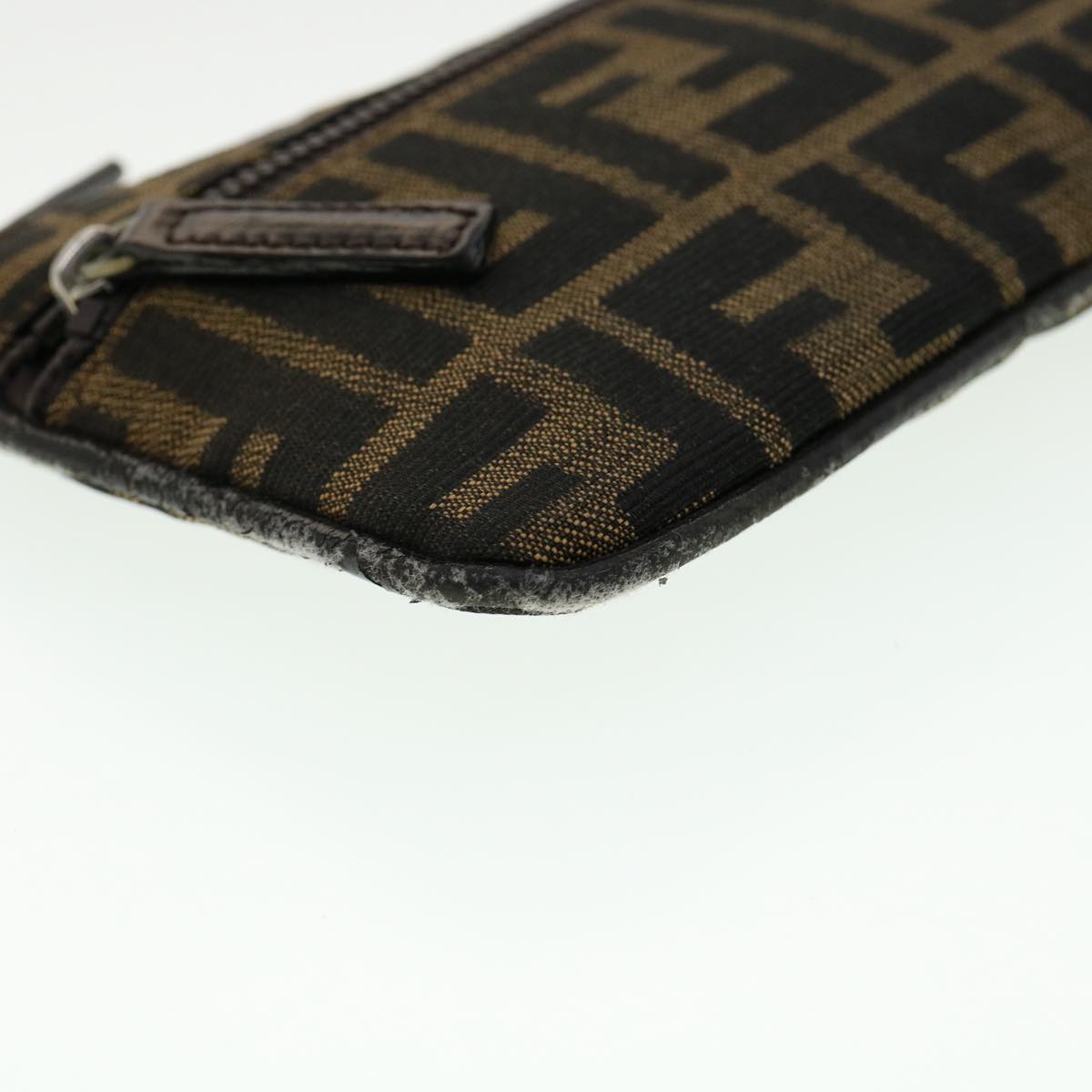 FENDI Zucca Canvas Pouch Brown ki2134