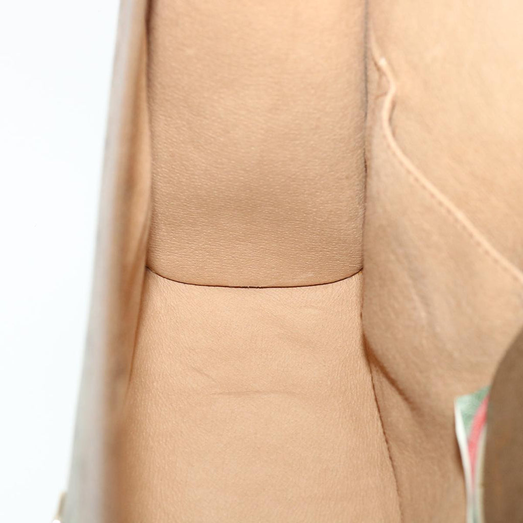 GUCCI GG Canvas Clutch Bag Beige ki2173