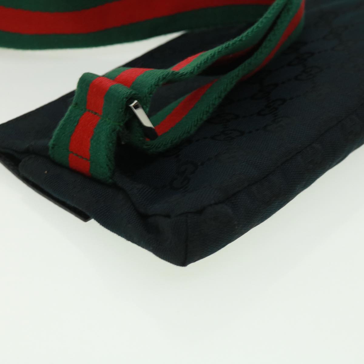 GUCCI GG Canvas Shoulder Bag Black ki2481