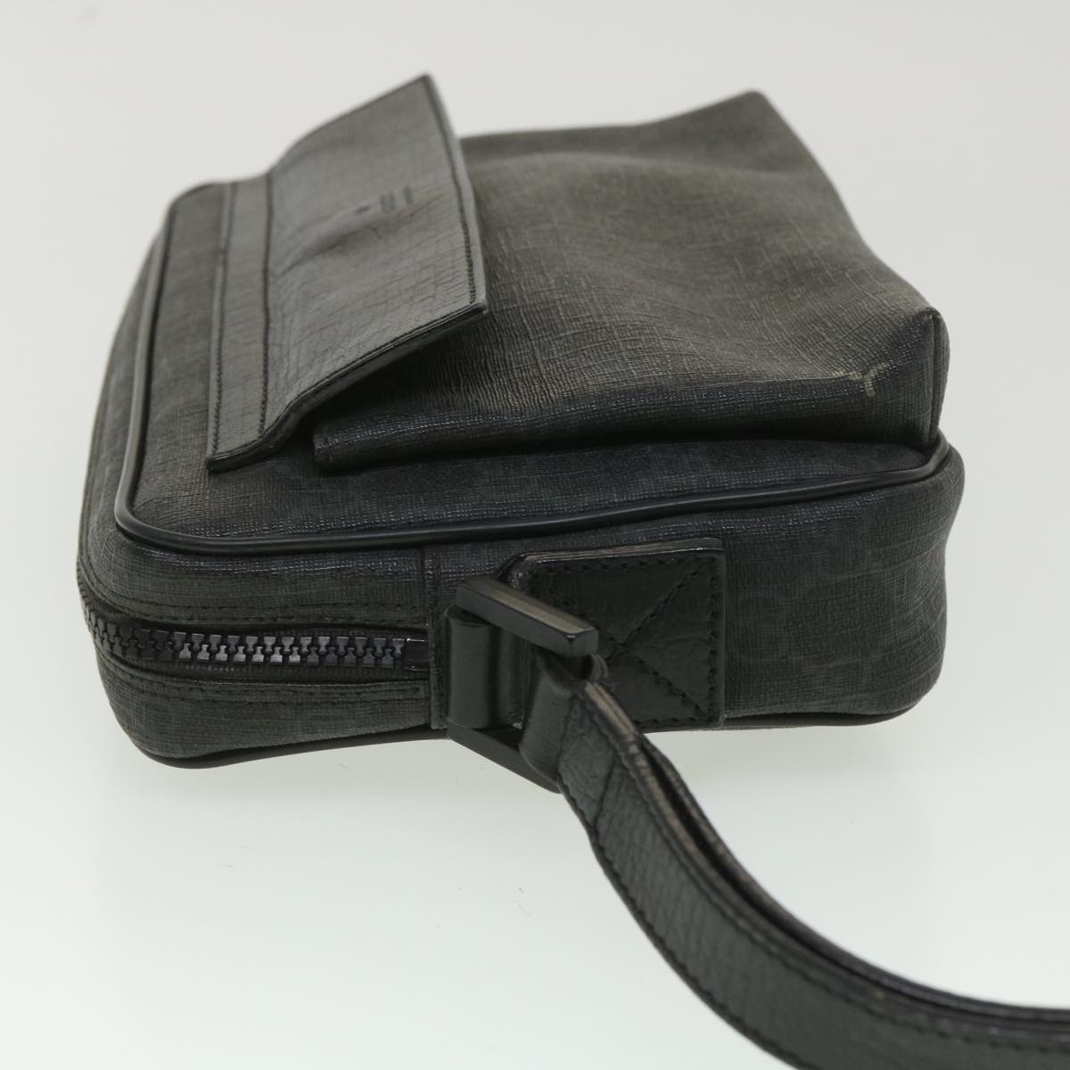 GUCCI GG Canvas Clutch Bag PVC Leather Black 162784 ki2694