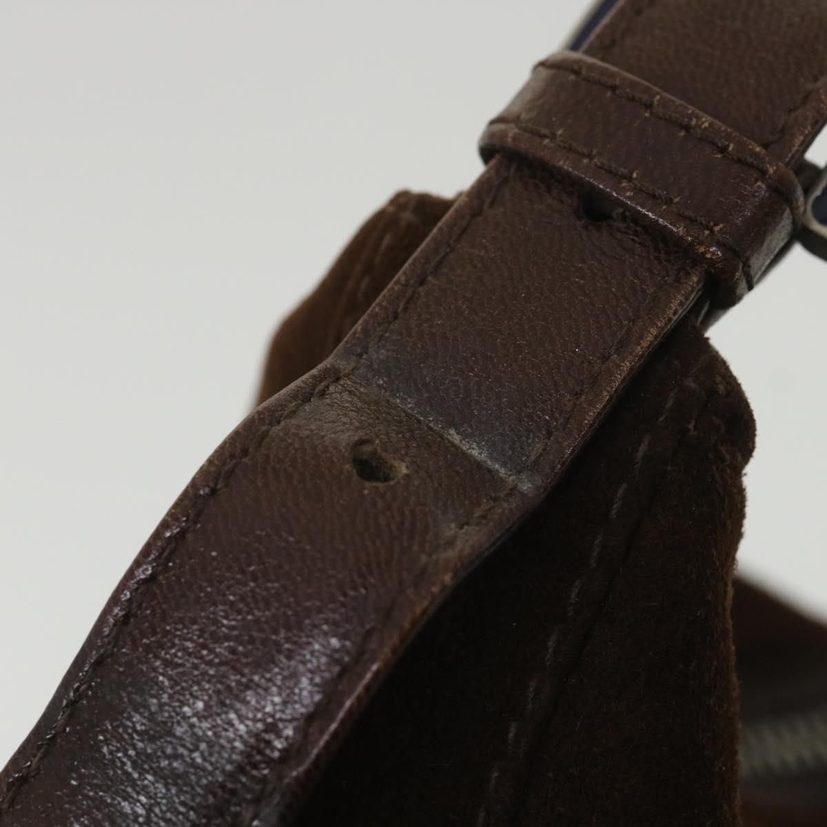FENDI Mamma Baguette Shoulder Bag Suede Brown ki2706