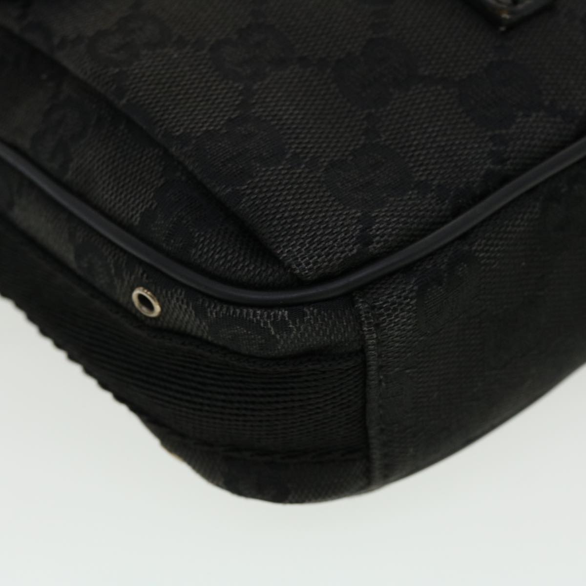 GUCCI GG Canvas Shoulder Bag Black 90470 ki2892