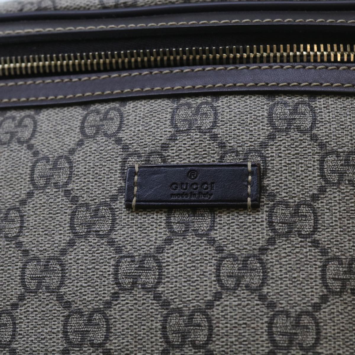 GUCCI GG Supreme Body Bag PVC Leather Beige 233269 ki3589