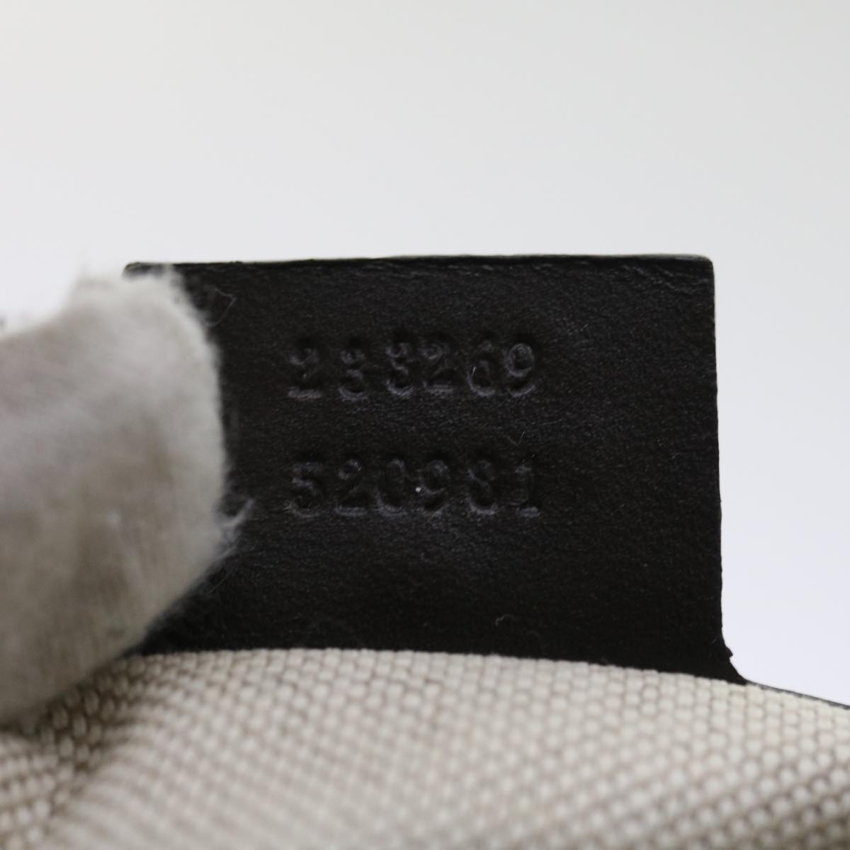 GUCCI GG Supreme Body Bag PVC Leather Beige 233269 ki3589