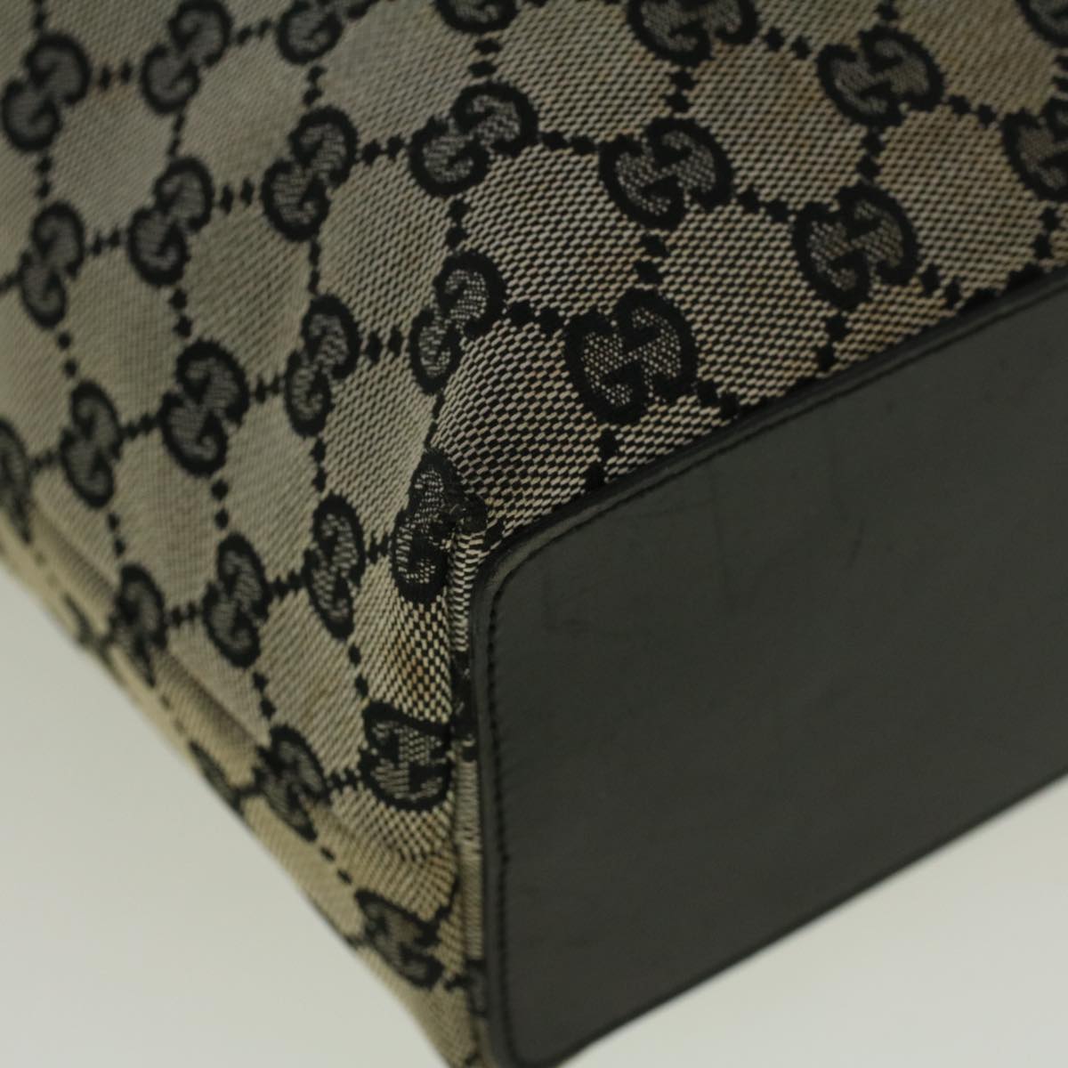 GUCCI GG Canvas Tote Bag Beige Black 002 1099 ki3672