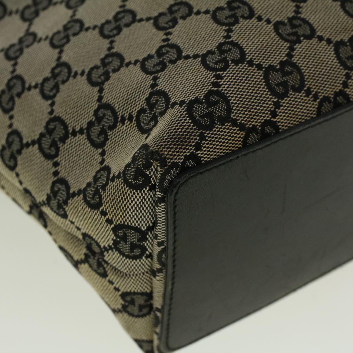 GUCCI GG Canvas Tote Bag Beige Black 002 1099 ki3672