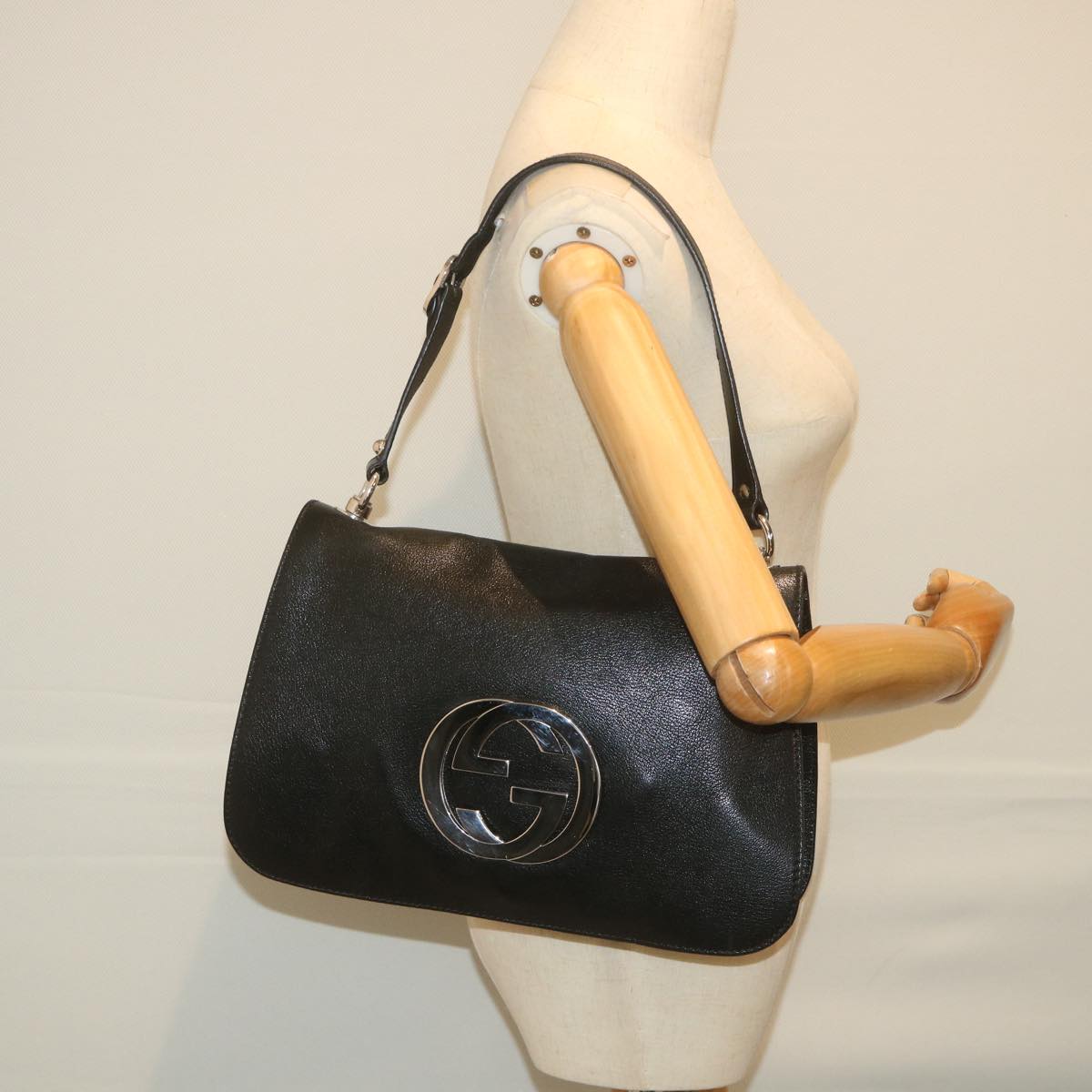 GUCCI Interlocking Shoulder Bag Leather Black 115746 ki3687
