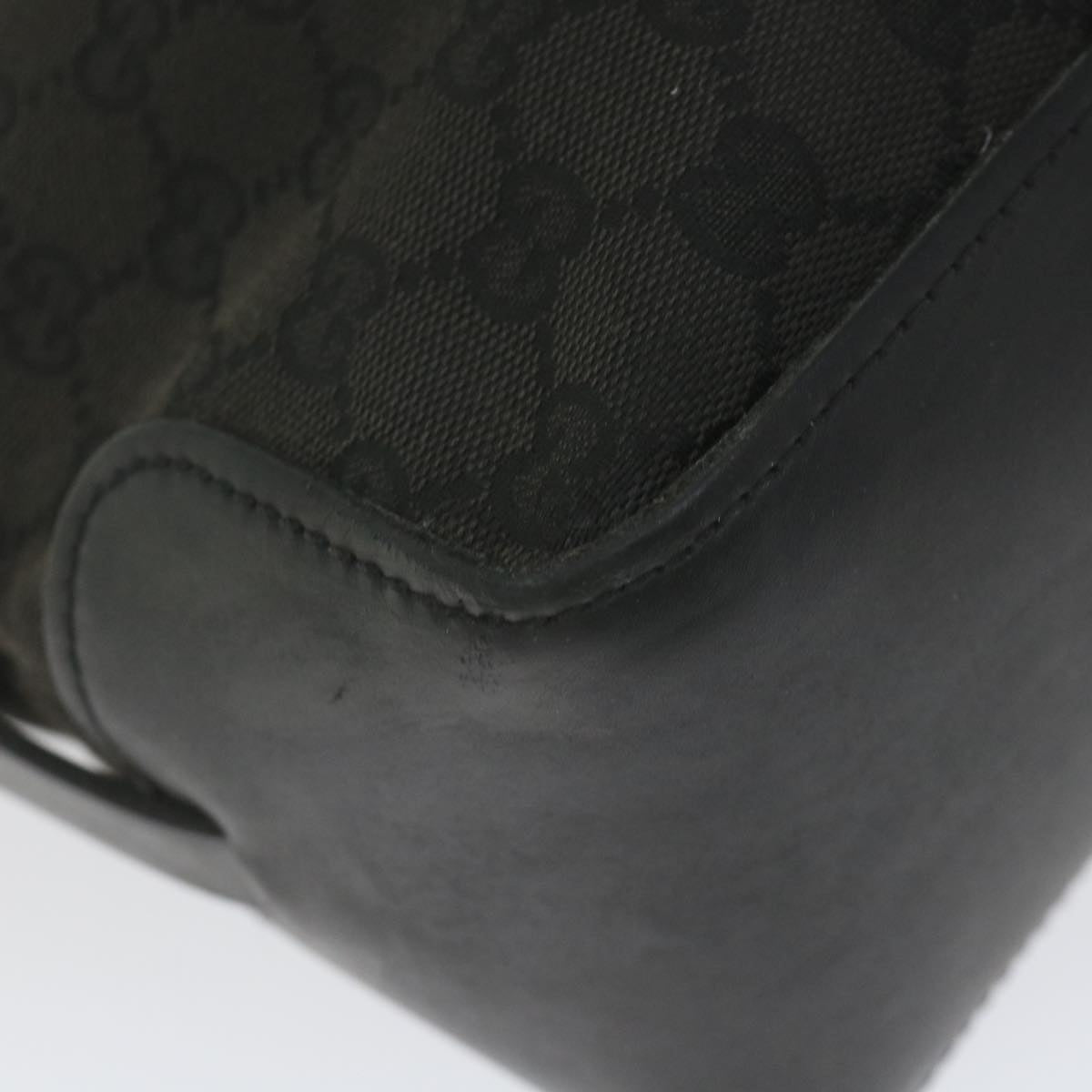 GUCCI GG Canvas Hand Bag Black ki3748