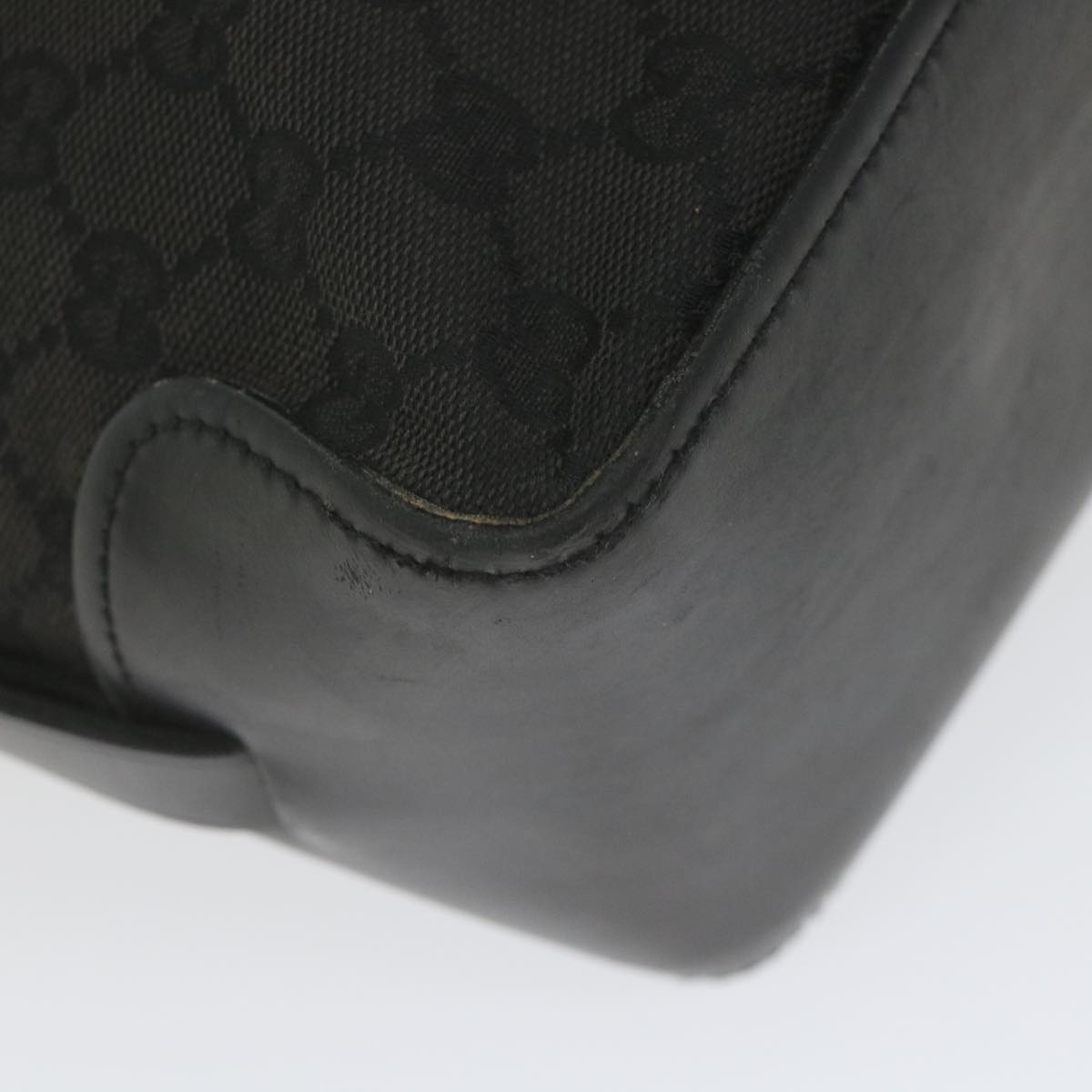 GUCCI GG Canvas Hand Bag Black ki3748