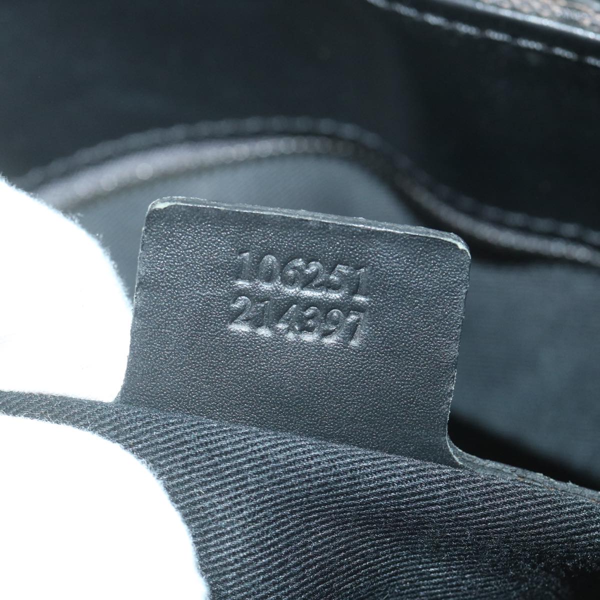 GUCCI GG Canvas Hand Bag Black ki3748