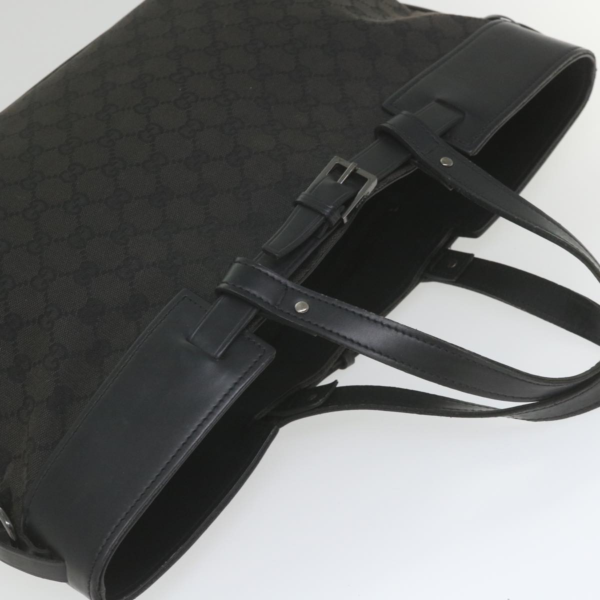 GUCCI GG Canvas Hand Bag Black ki3748