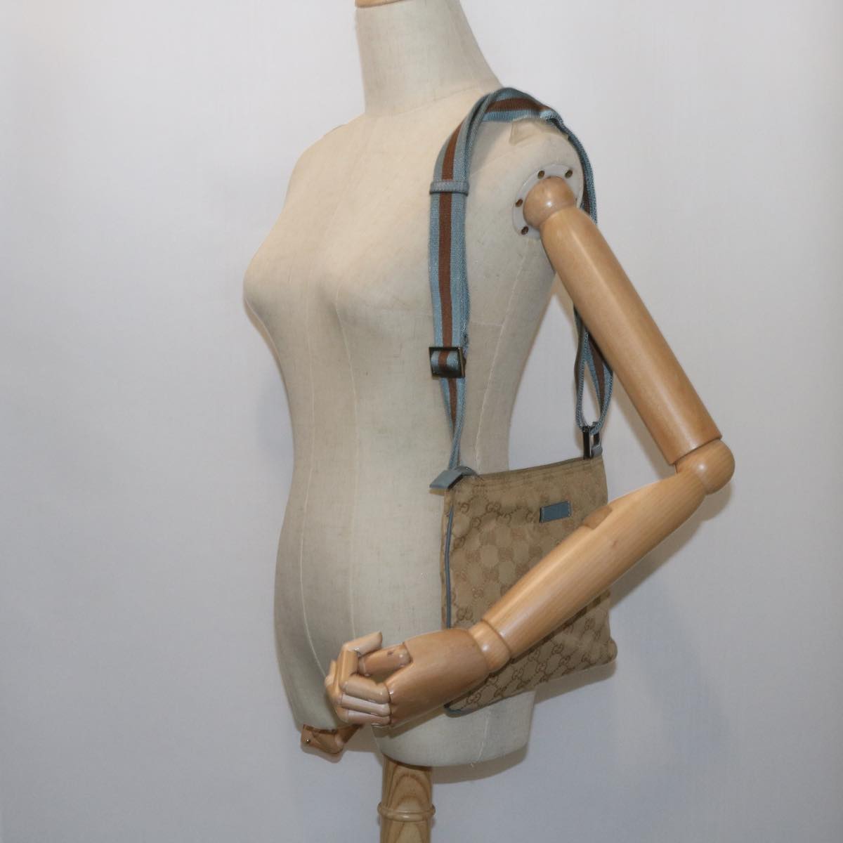 GUCCI GG Canvas Sherry Line Shoulder Bag Brown Light Blue 146309 ki3847