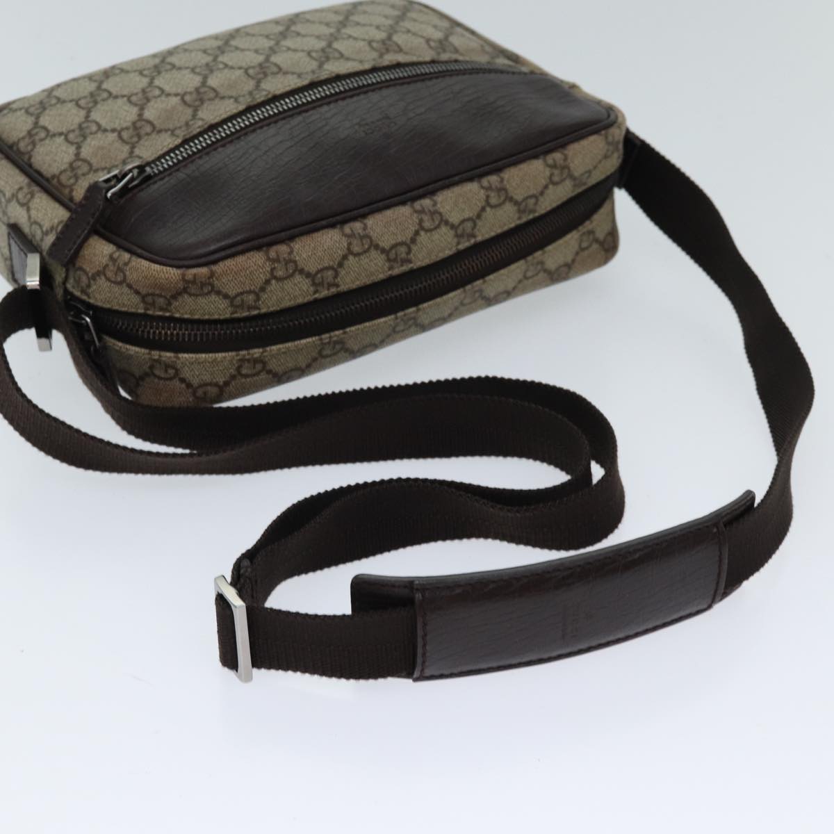 GUCCI GG Supreme Shoulder Bag PVC Beige 114291 ki4360