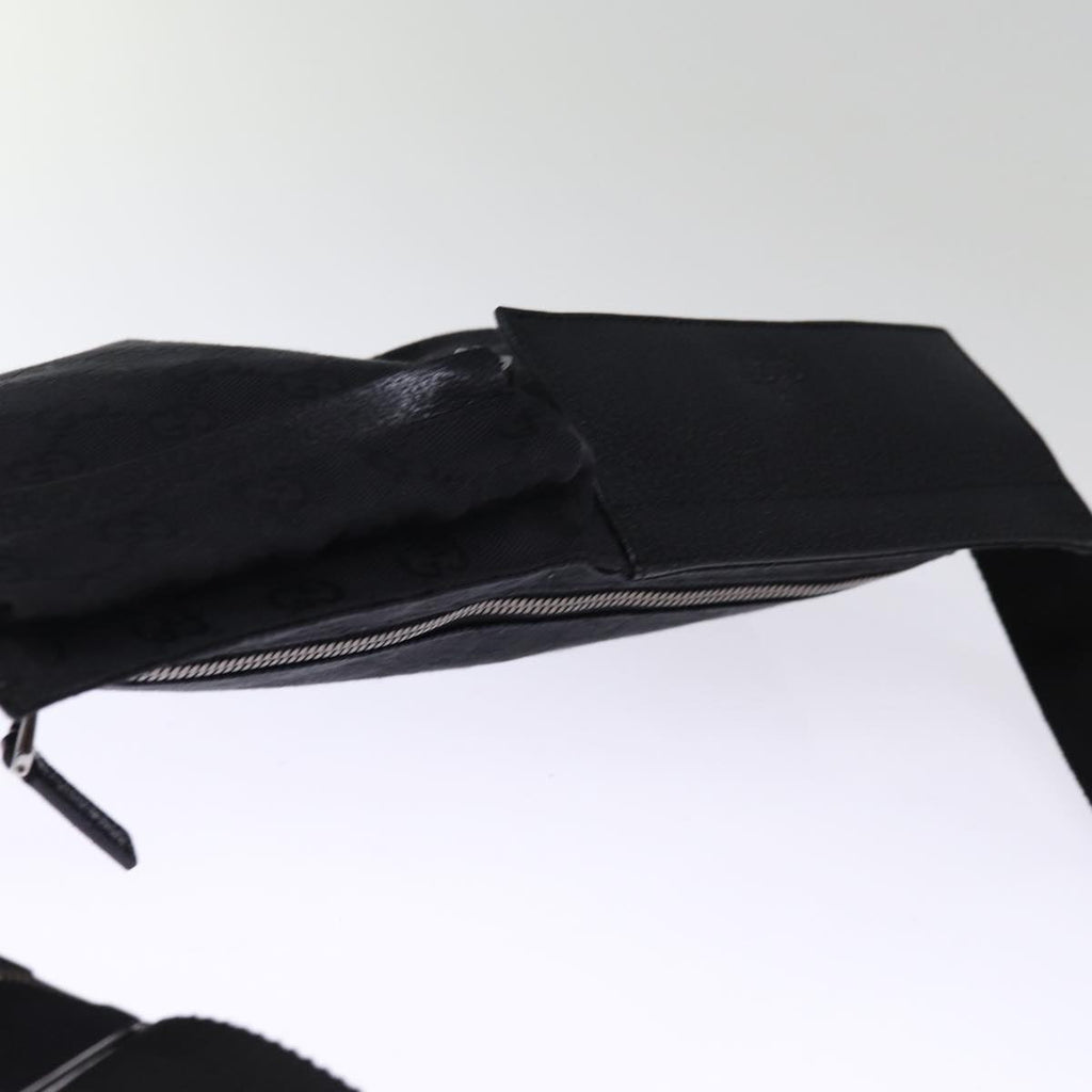 GUCCI GG Canvas Waist bag Black ki4520