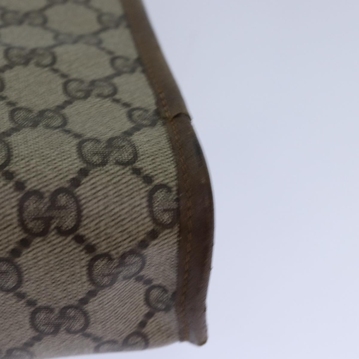 GUCCI GG Supreme Clutch Bag PVC Beige 111 01 037 ki4721
