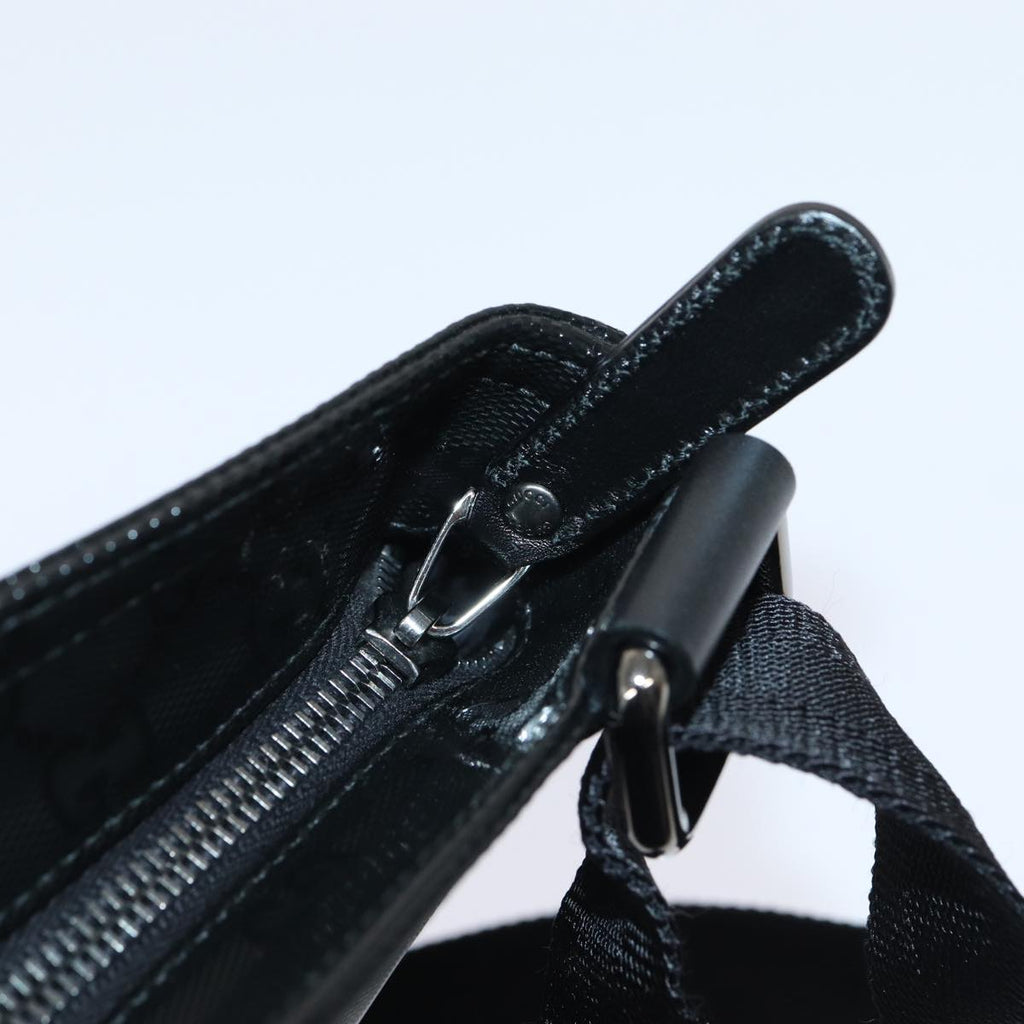 GUCCI GG implementation Shoulder Bag Silver Black 201538 ki4758A