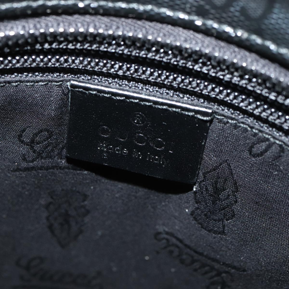 GUCCI GG implementation Shoulder Bag Silver Black 201538 ki4758A