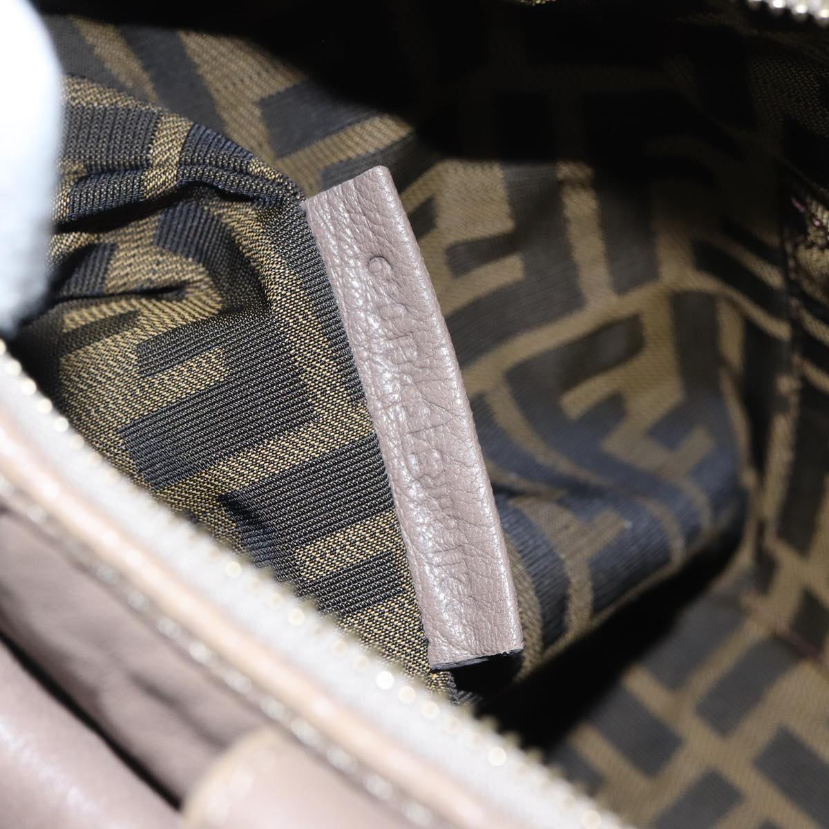 FENDI Zucca Shoulder Bag Leather Beige ki4903