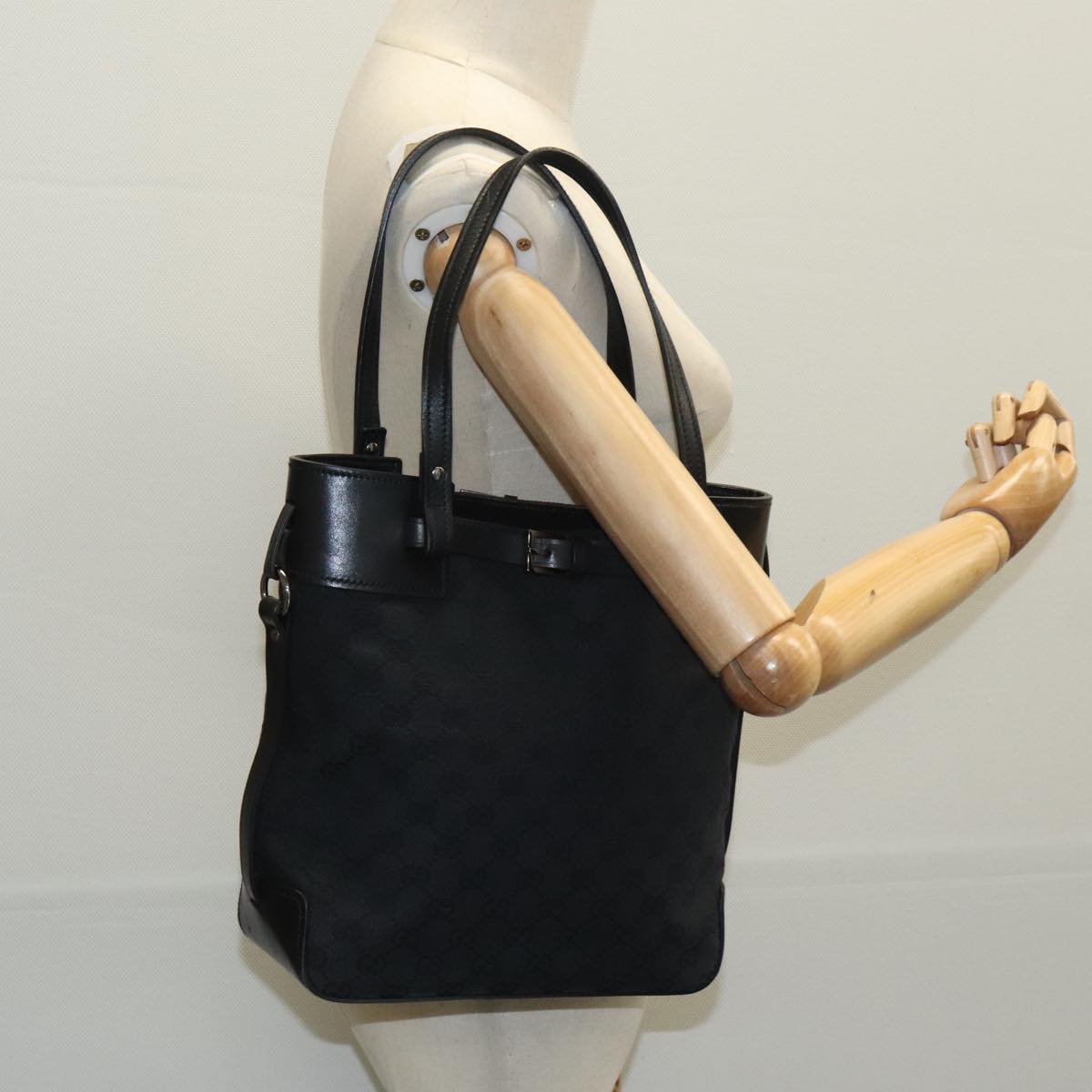GUCCI GG Canvas Tote Bag Black Silver 107757 ki5048