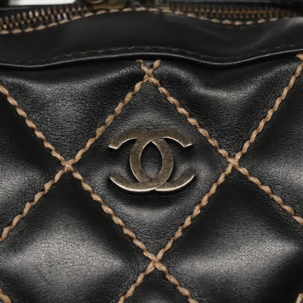 CHANEL Wild Stitch Hand Bag Leather Black CC kk367