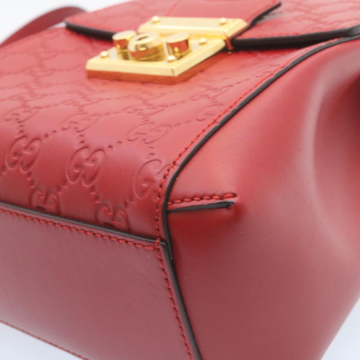 GUCCI Guccissima GG Padlock Backpack Leather Red knn037