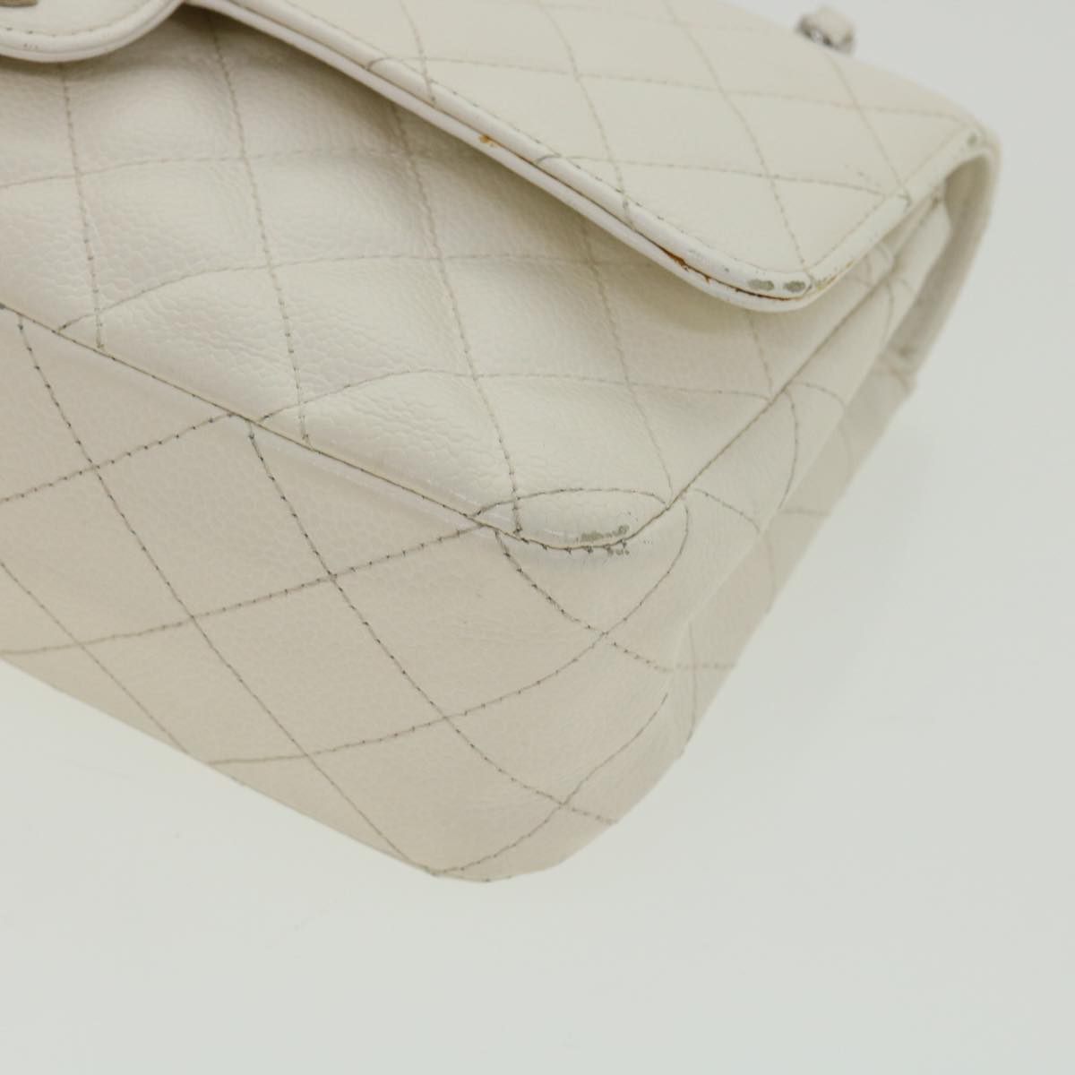 CHANEL Matelasse Double Flap Chain Shoulder Bag Caviar Skin White CC knn085