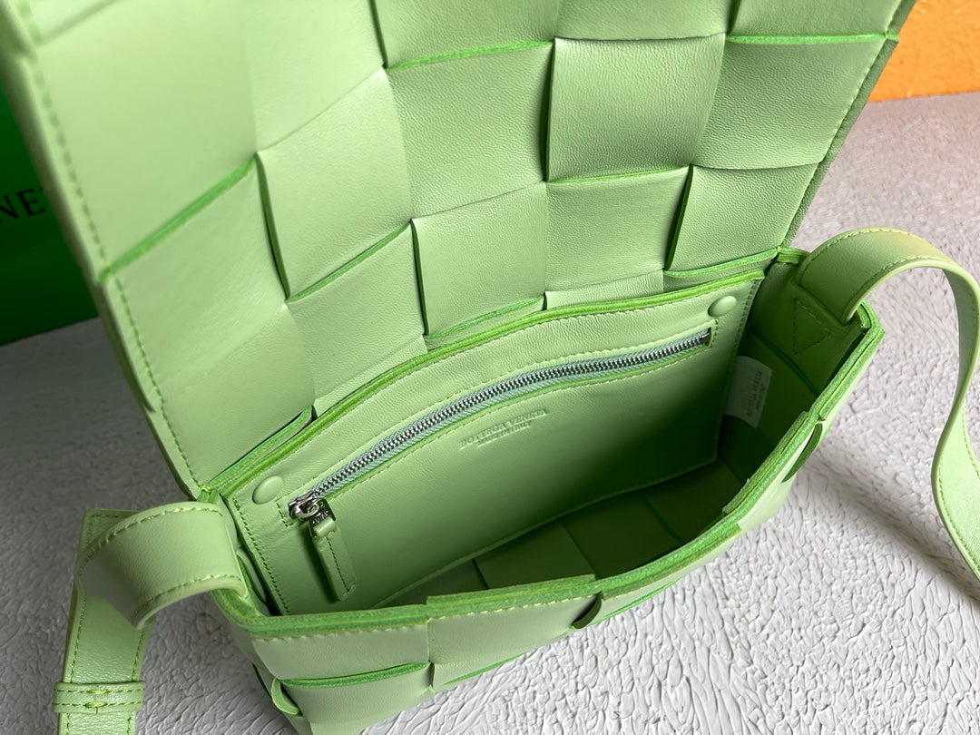 GLAMI Cassette Light Green, For Women, WomenÃƒÂ¢Ã¢â€šÂ¬Ã¢â€žÂ¢s Bags 9.1in/23cm