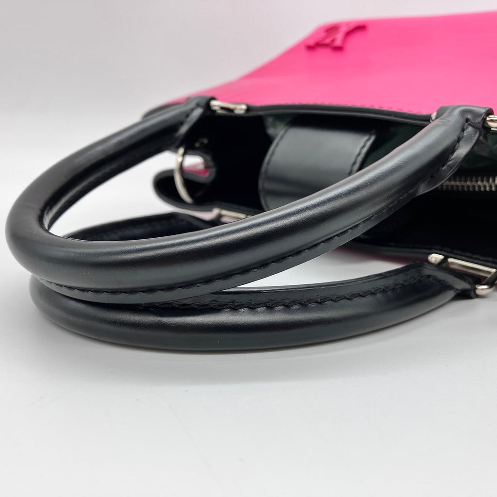 LOUIS VUITTON Epi Kleber PM