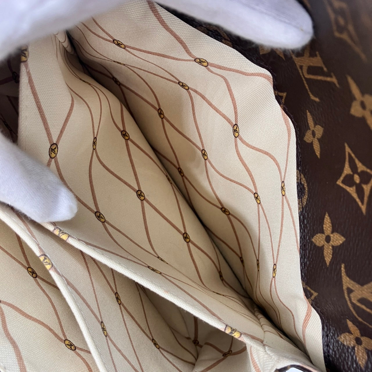 LOUIS VUITTON Summer Trunk Metis