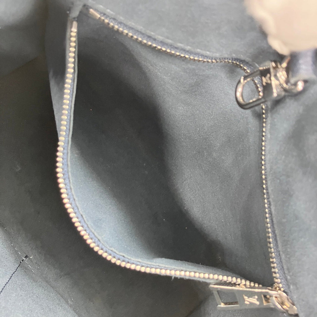 LOUIS VUITTON Empreinte On the Go RFID