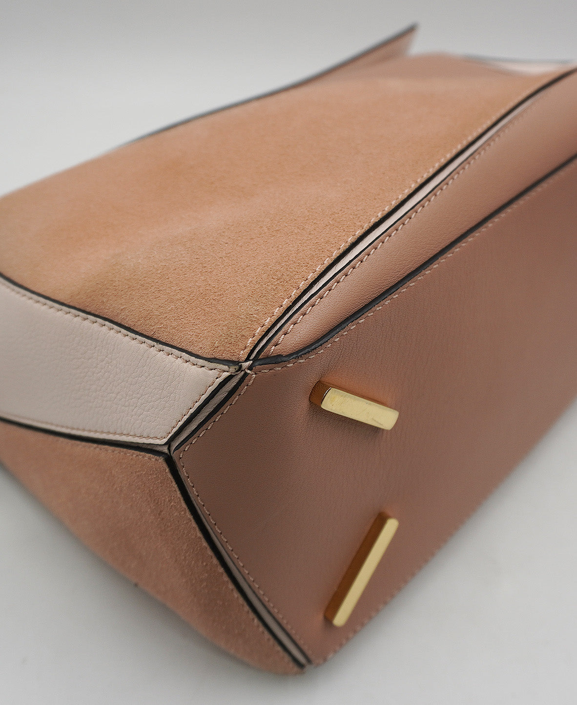 Medium Puzzle Bag with Suede Nude Cream Pink