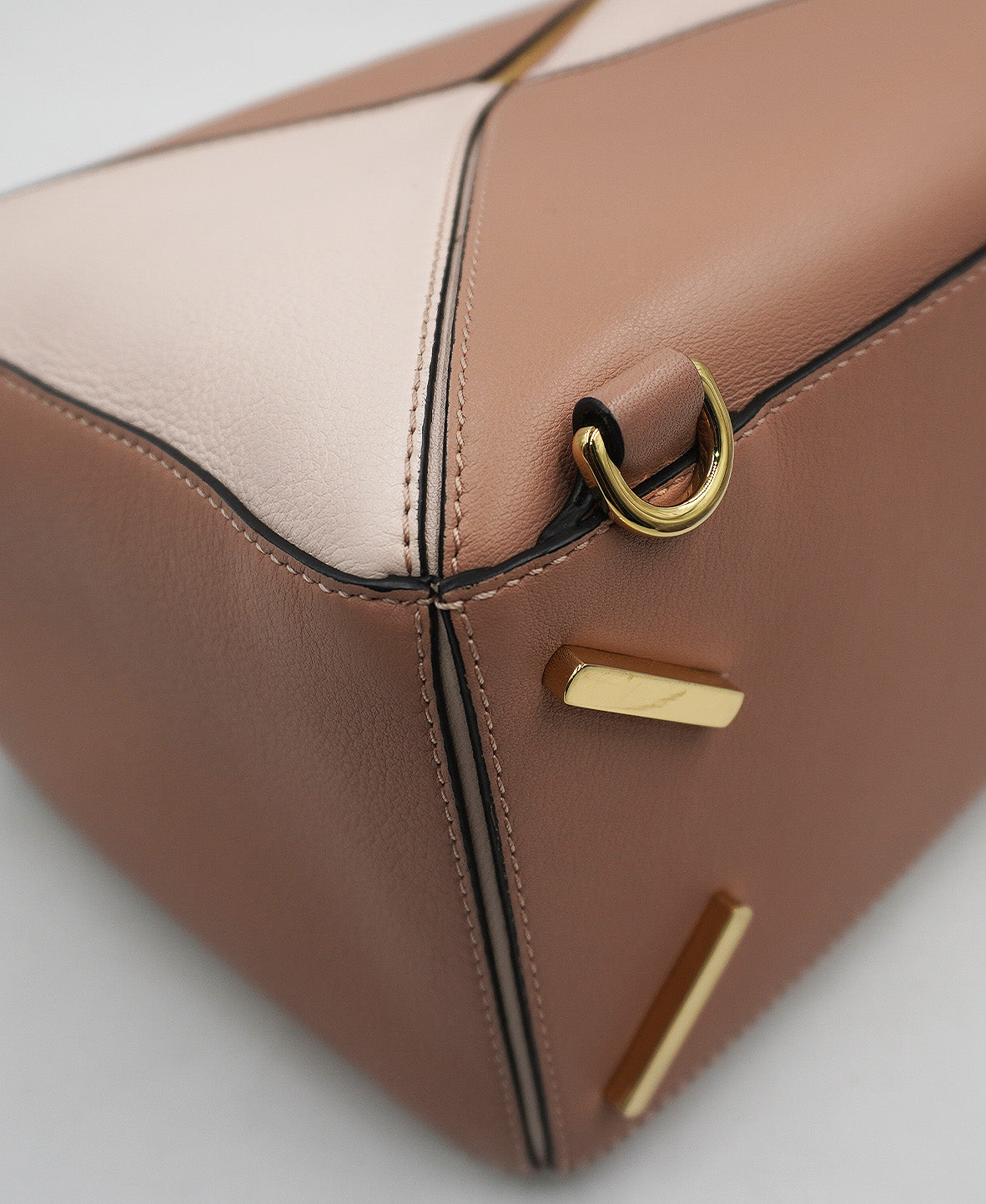Medium Puzzle Bag with Suede Nude Cream Pink