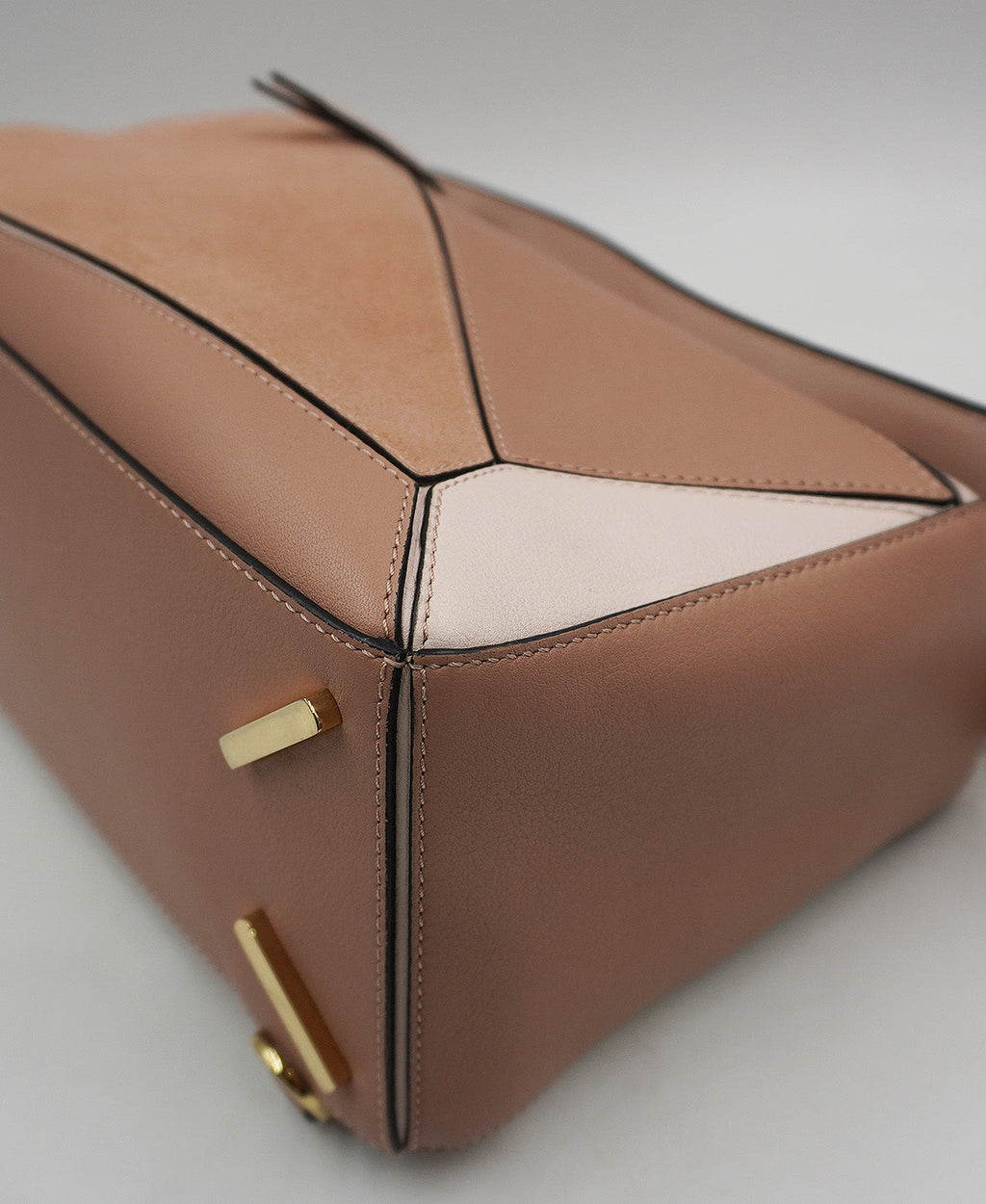 Medium Puzzle Bag with Suede Nude Cream Pink