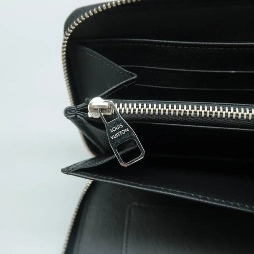 Louis Vuitton Black Damier Graphite Canvas Clutch Bag