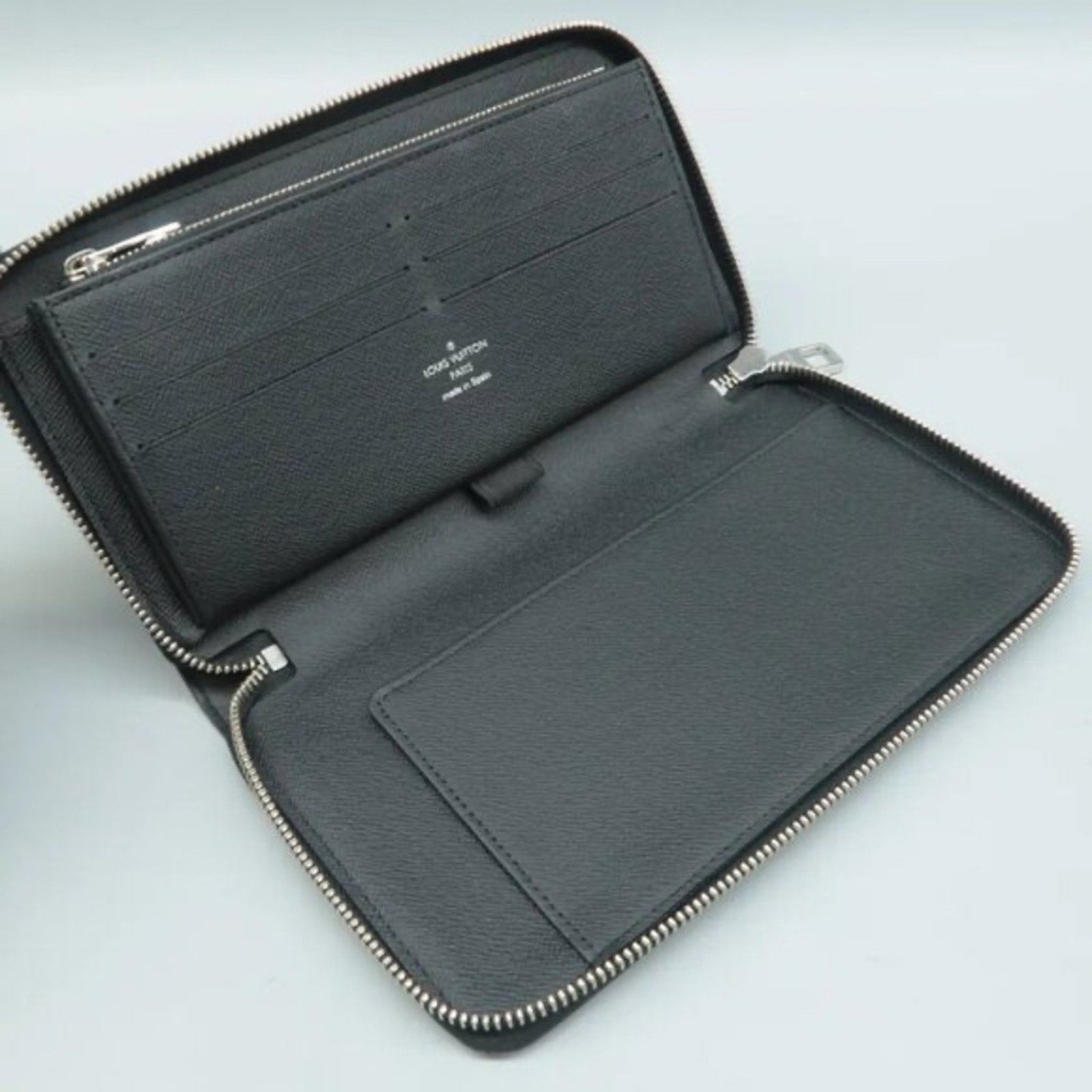 Louis Vuitton Black Damier Graphite Canvas Clutch Bag