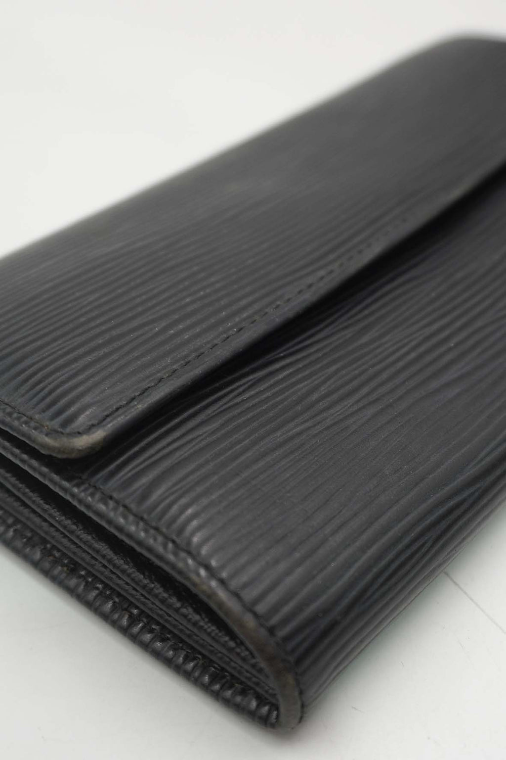 Epi Porte Tresor Long Wallet Black