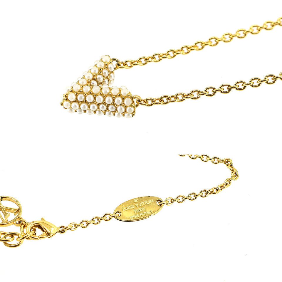 LOUIS VUITTON Essential V Pearl Motif Necklace Gold