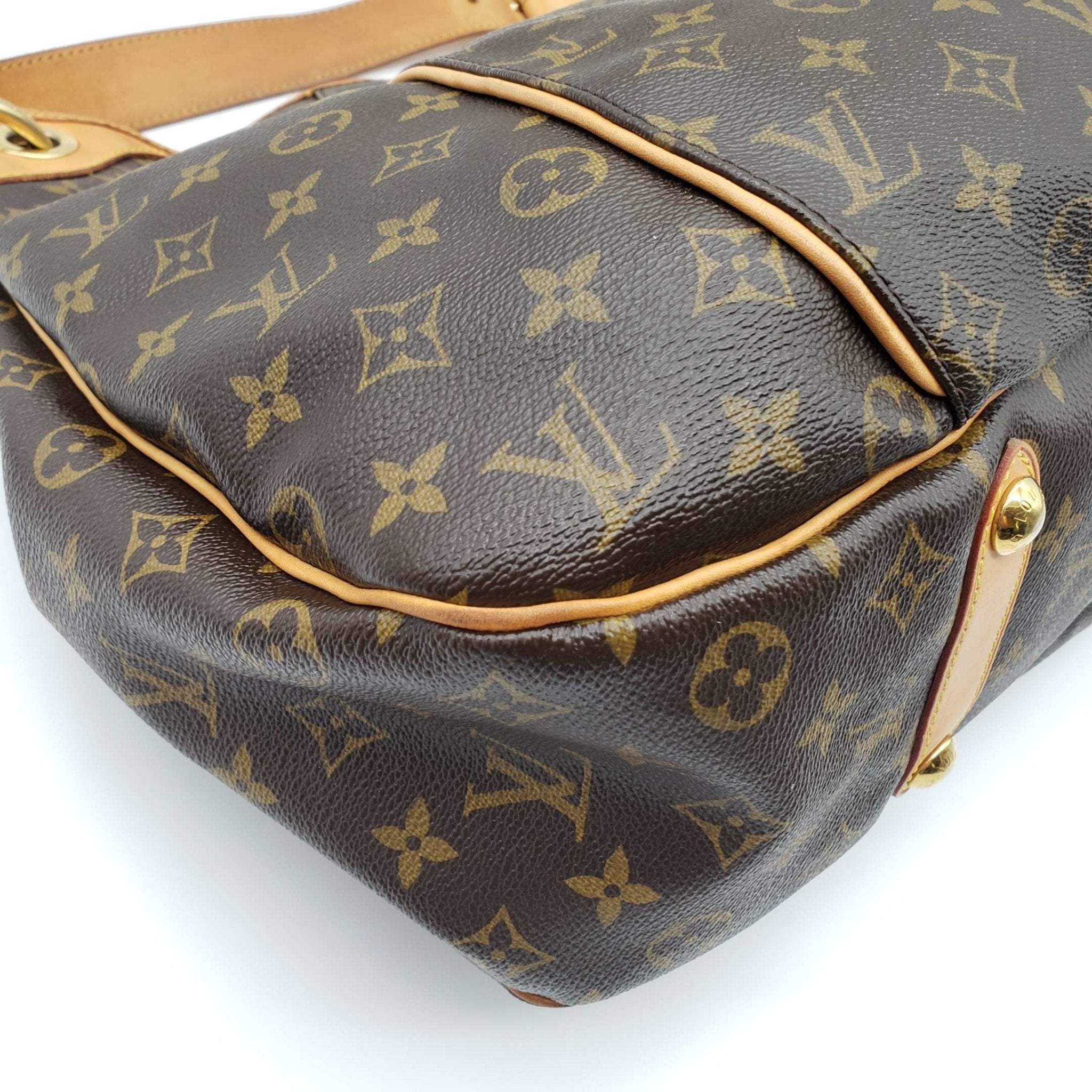 Louis Vuitton Galliera GM Monogram Hobo Bag