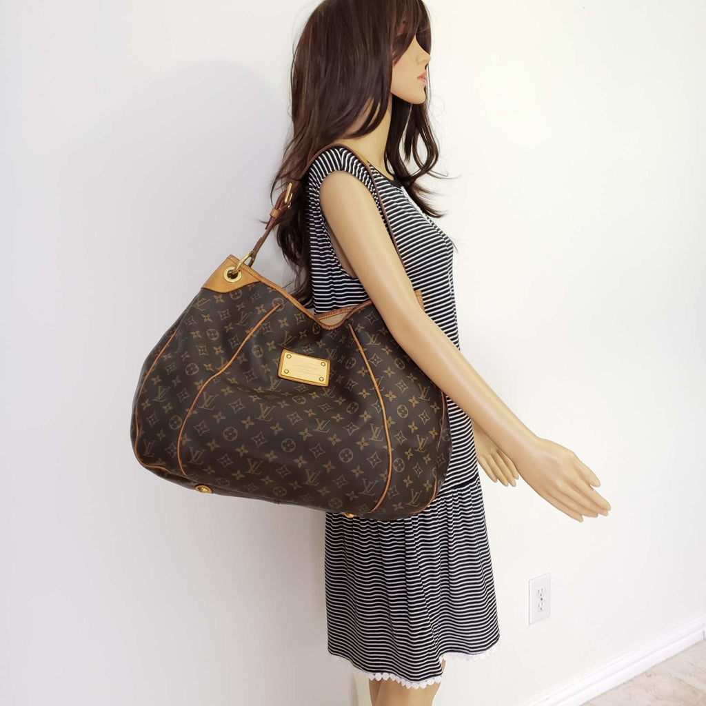Louis Vuitton Galliera GM Monogram Tote Bag