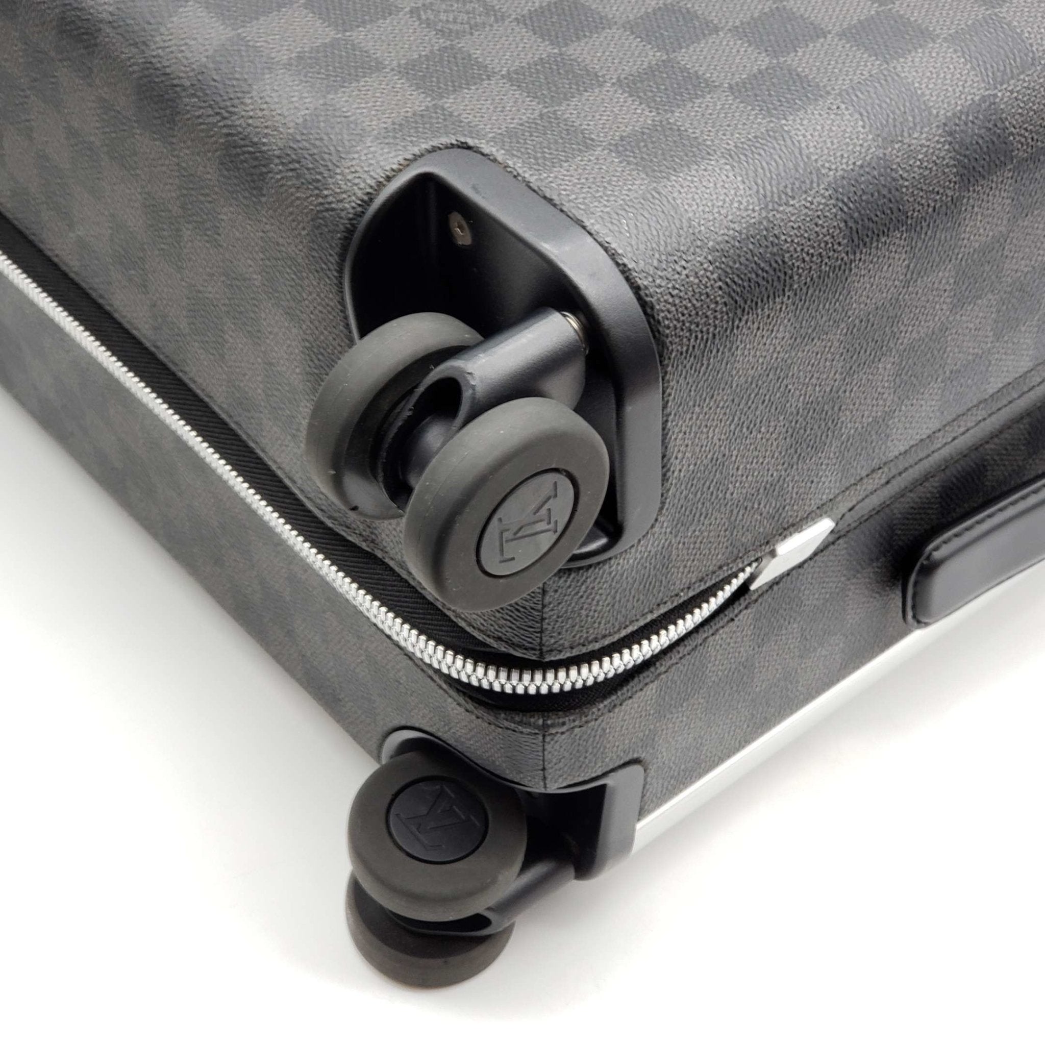 Louis Vuitton Horizon 55 Graphite Travel Luggage Bag