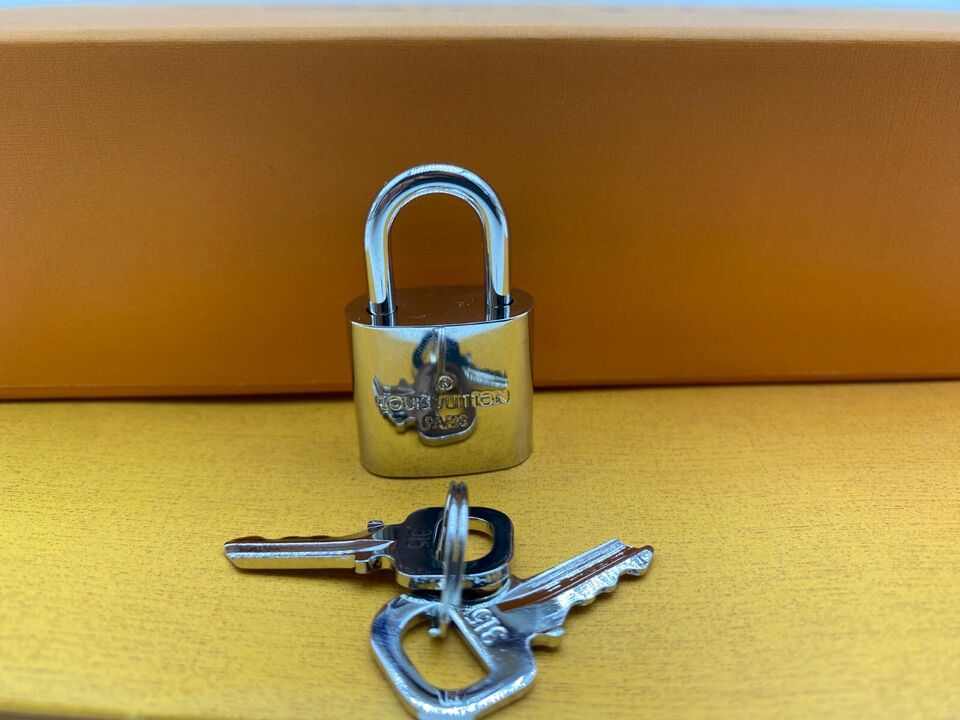 Louis Vuitton Lock & 2 Key Brass Silver #315